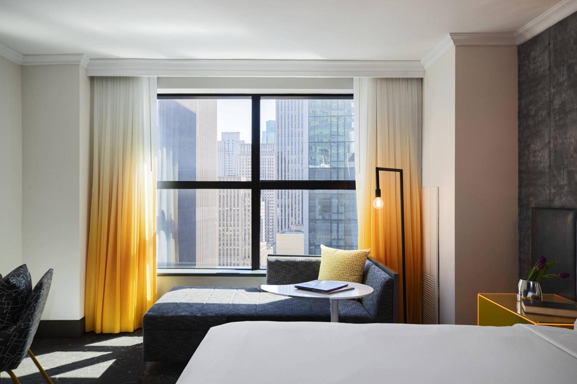 King Room Hearing Accessible or High Floor